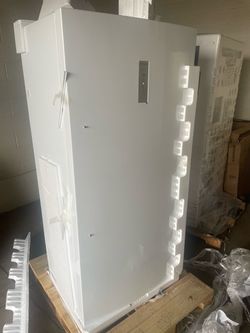 Frigidaire 20 Cu. Ft. Single-Door Refrigerator 33-Inch Wide in White - FRAE2024AW