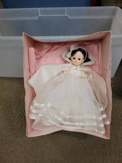 Madame Alexander Doll- Snow White