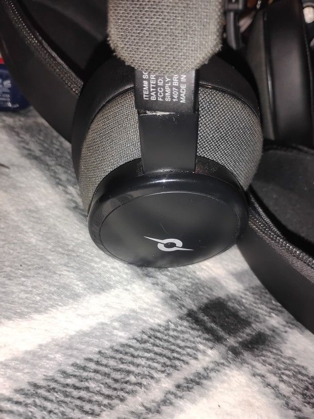 Soul hp black headphones