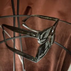 Oliver Peoples Darvi Sunglasses 