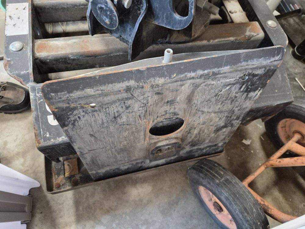 Superglide 5th Wheel Mount