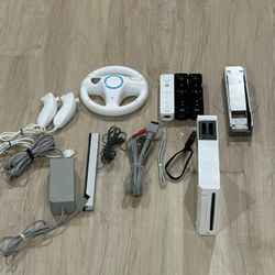 Nintendo Wii Console Bundle with Accessories 