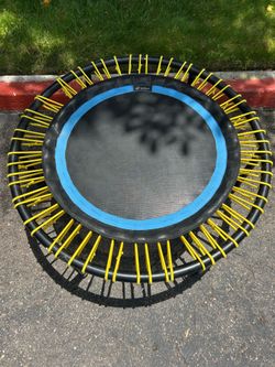 Bellicon trampoline with folding legs