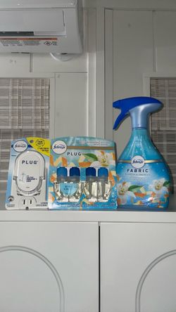Febreze Plug Warmer, Refills & Fabric Spray Bundle