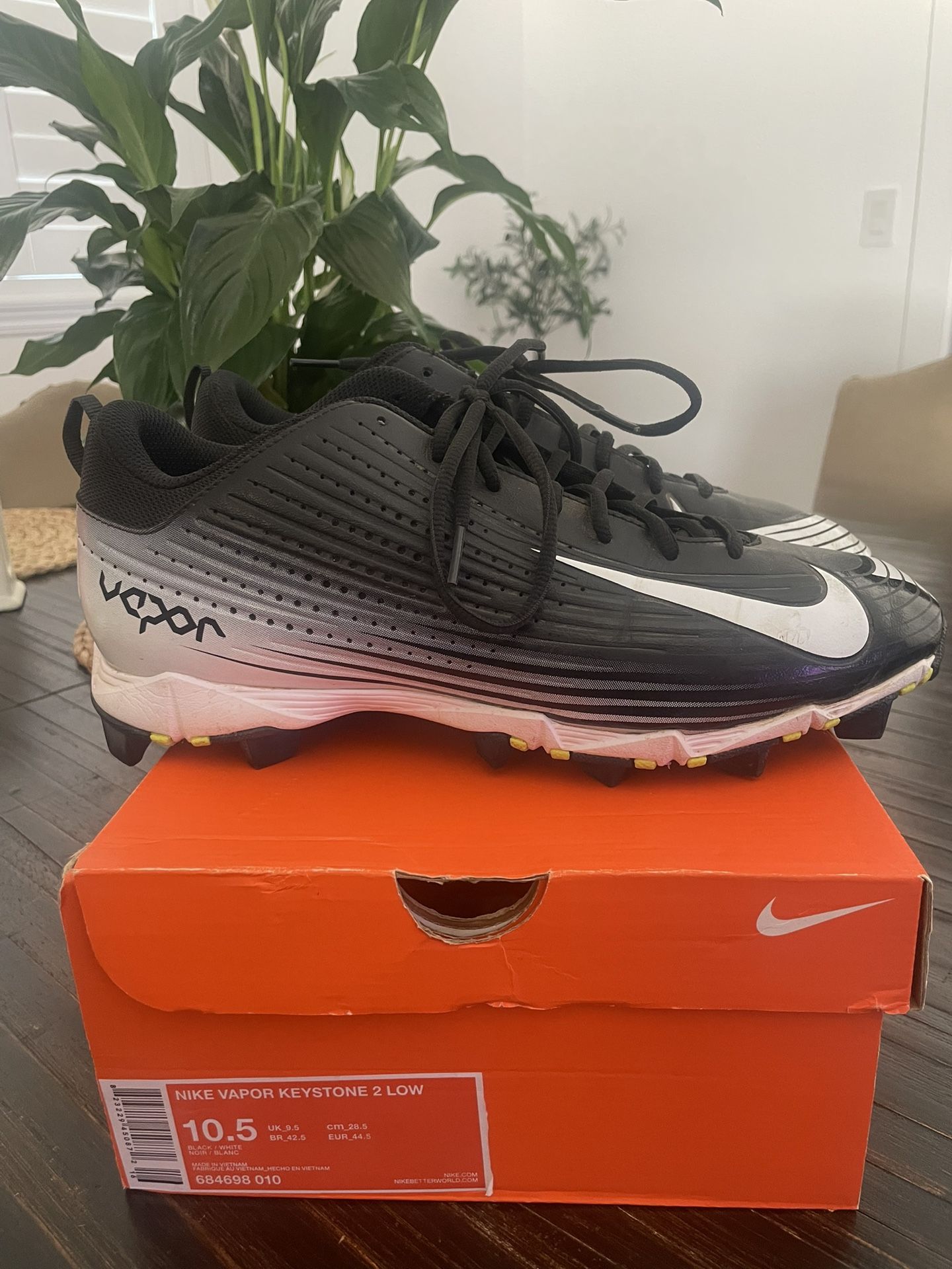 Nike Vapor Keystone Cleats Size 10.5