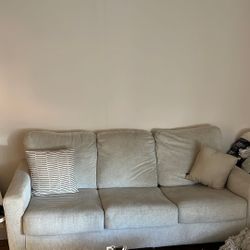 Rannis Queen Sleeper (Couch And Pull Out Bed)