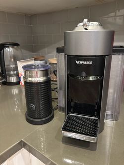 De Longhi Nespresso Vertuo