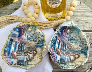 Handmade oyster shell ornaments – Mediterranean village/host hostess gift