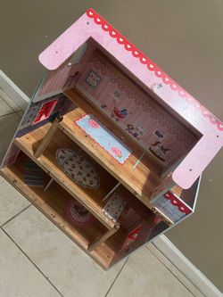 Doll house