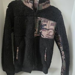 Joe's Jeans Boys' Camo Detail Sherpa Jacket - Big Kid Size 8. Like new condition 