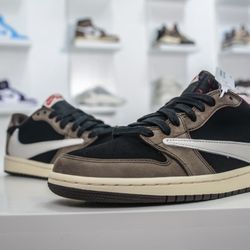 Jordan 1 Low Travis Scott Mocha 17