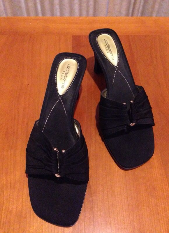 LIZ CLAIBORNE FLEX Women's Black Shoes New Size 7 1/2