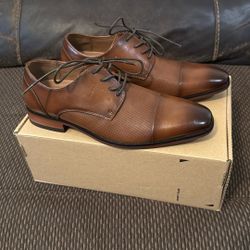  Guess Shoes Shelly Cap Toe Oxford  Size 7.5