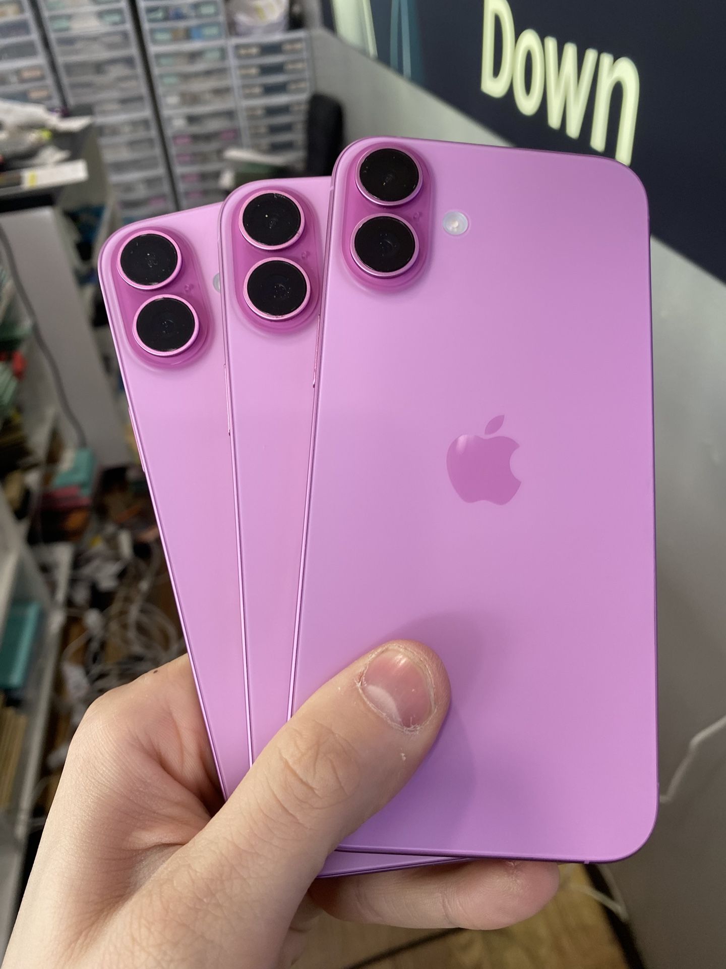 Unlocked iPhone 16+ 128GB Pink