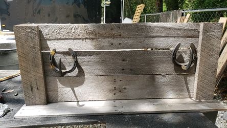 Rustic style rifle rack