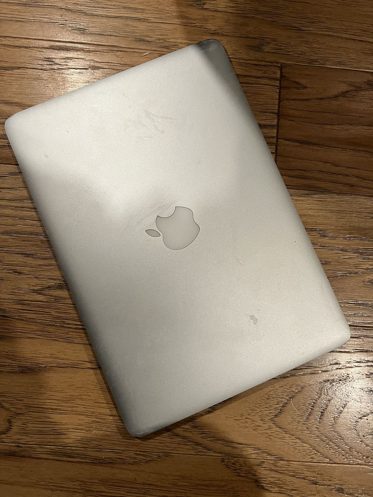 Broken 2015 mac book