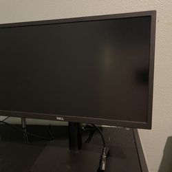 2 Dell 22in Monitors