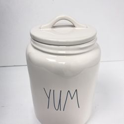 Rae Dunn cookie jar/ cannister