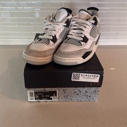 Air Jordan 4 Retro Kids Size 3.5 Y