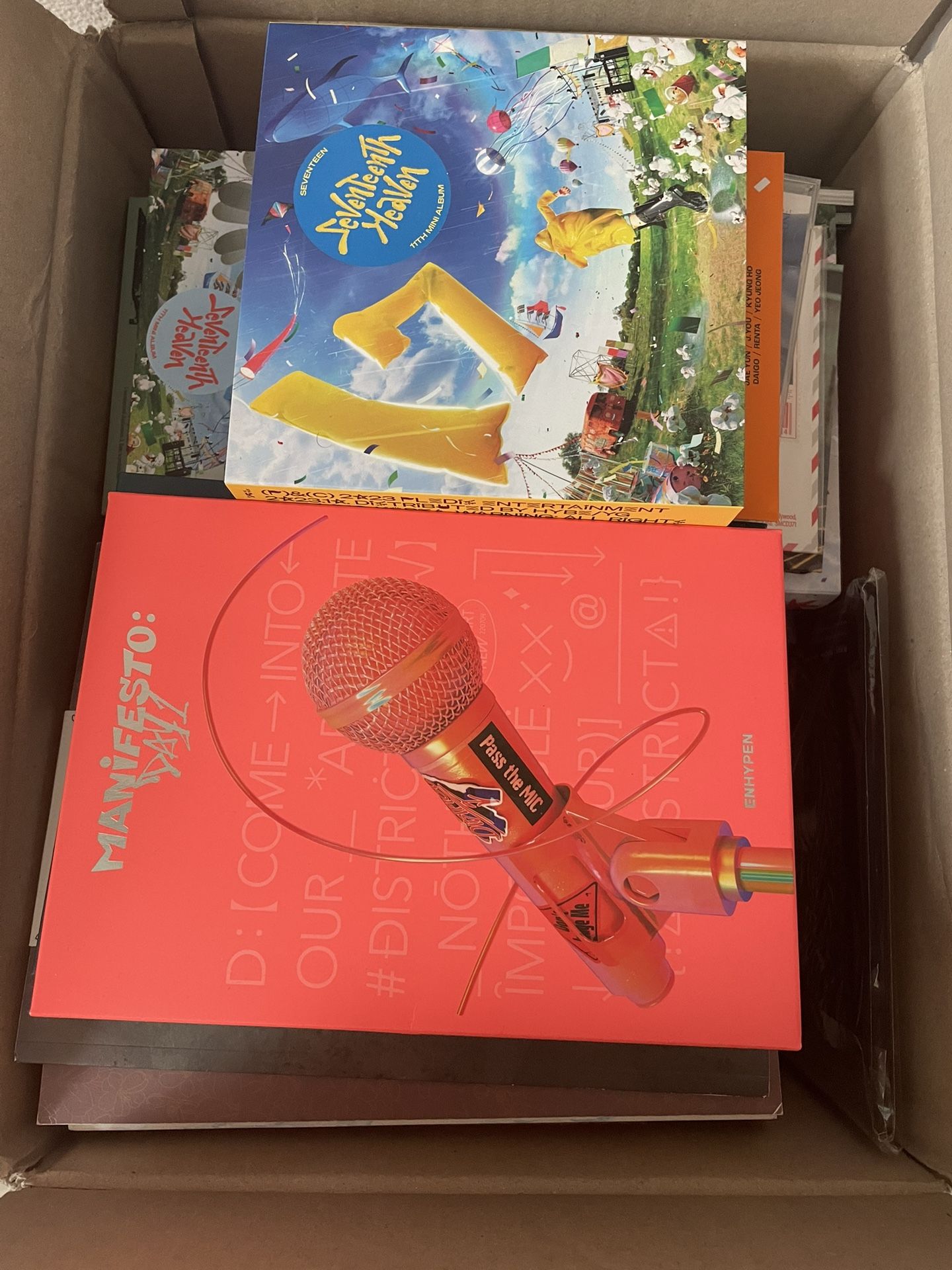 Selling Bulk Unsealed Kpop Albums