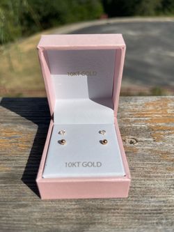 10KT Gold Stud Earrings Set