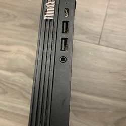 Lenovo M70q Gen 3 Mini PC