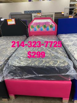 Twin beds with mattress
