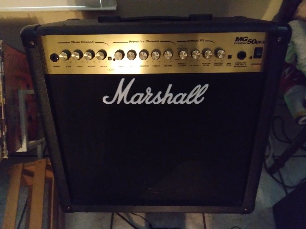 Marshall Mg 50 Dfx Guitar Amp
