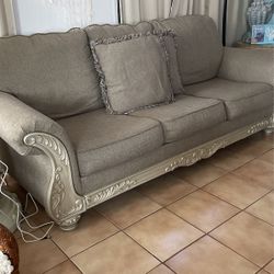 LAURA ASHLEY SOFA