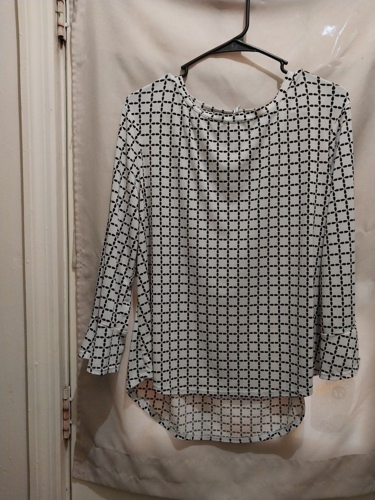 Es Una Blusa