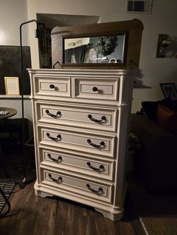 FREE MADISON CHEST /UCR AREA