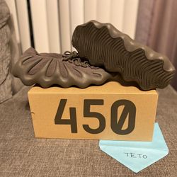 Yeezy 450 Cinder Sz 11