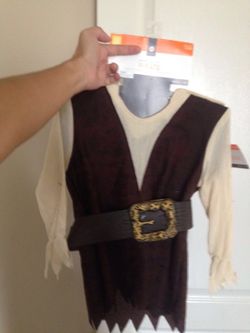 Pirate costume new