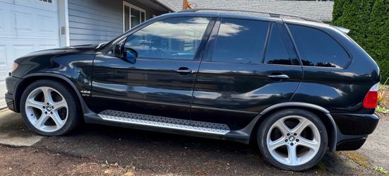 2002 BMW X5 4.6is
