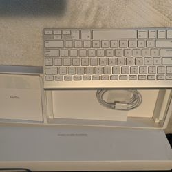 New Apple Key Board