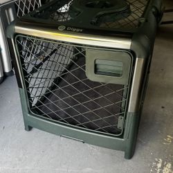 Diggs dog crate 