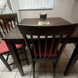 Dining  Table With 4 Chairs 