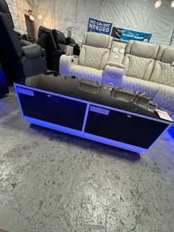 ✨ NEW COFEE TABLE – Finance & Same Day Delivery!