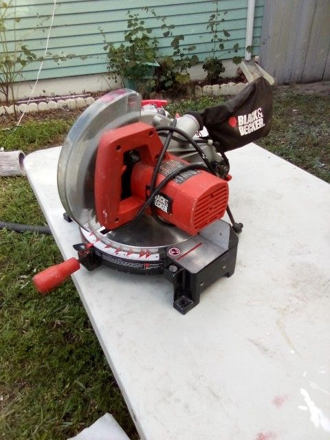 Saw Black&Decker 10"