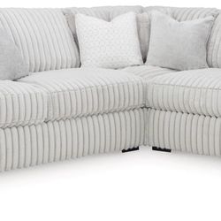  Cozy Stunning Stylish Sectional! 