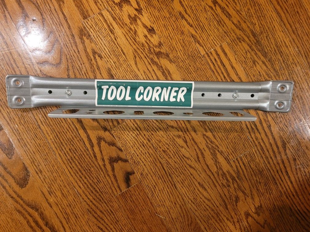 New metal tool rack