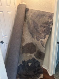 Carpet 79”x114”