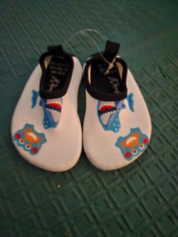 Unisex Kids Water Shoes, Swim Skin Shoes Non-Slip Quick Dry Barefoot Aqua Socks for Beach, Swimming Pool, Surfing, Yoga, Exercise