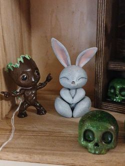 Resin items to paint collect some primed