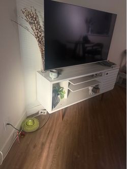 Tv stand