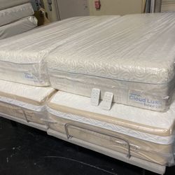Adjustable King Split And Mattress Set 