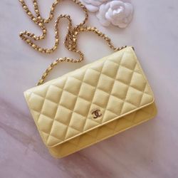 Authentic Chanel Wallet on Chain WOC