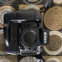 Nikon Camera D90