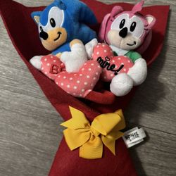 Sonic The Hedgehog Valentine’s Day Flower Plush
