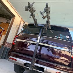 Thule Hitch-Mounted Bike Rack